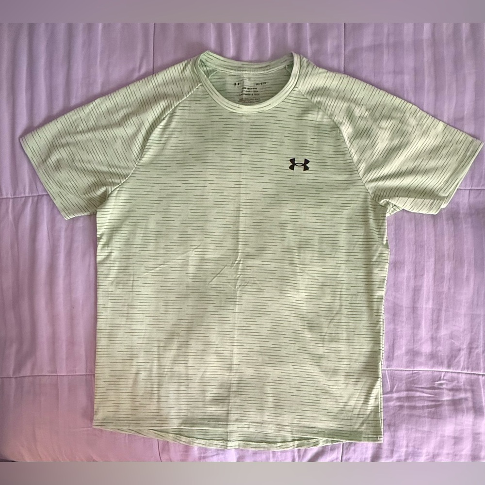 Men’s Under Armour Large Light Green Striped Short Sleeve Tech Tee
